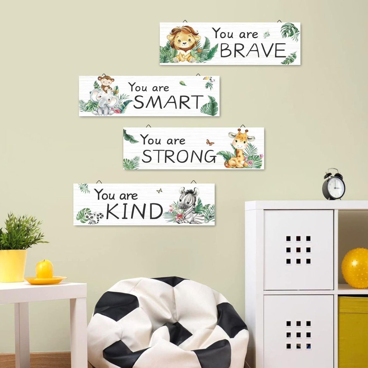 decalmile 4 Pieces Jungle Animal Wooden Hanging Signs Safari Wood Wall Decor Baby Nursery Kids Bedroom Daycare Wall Art Decor - LittleTreasures