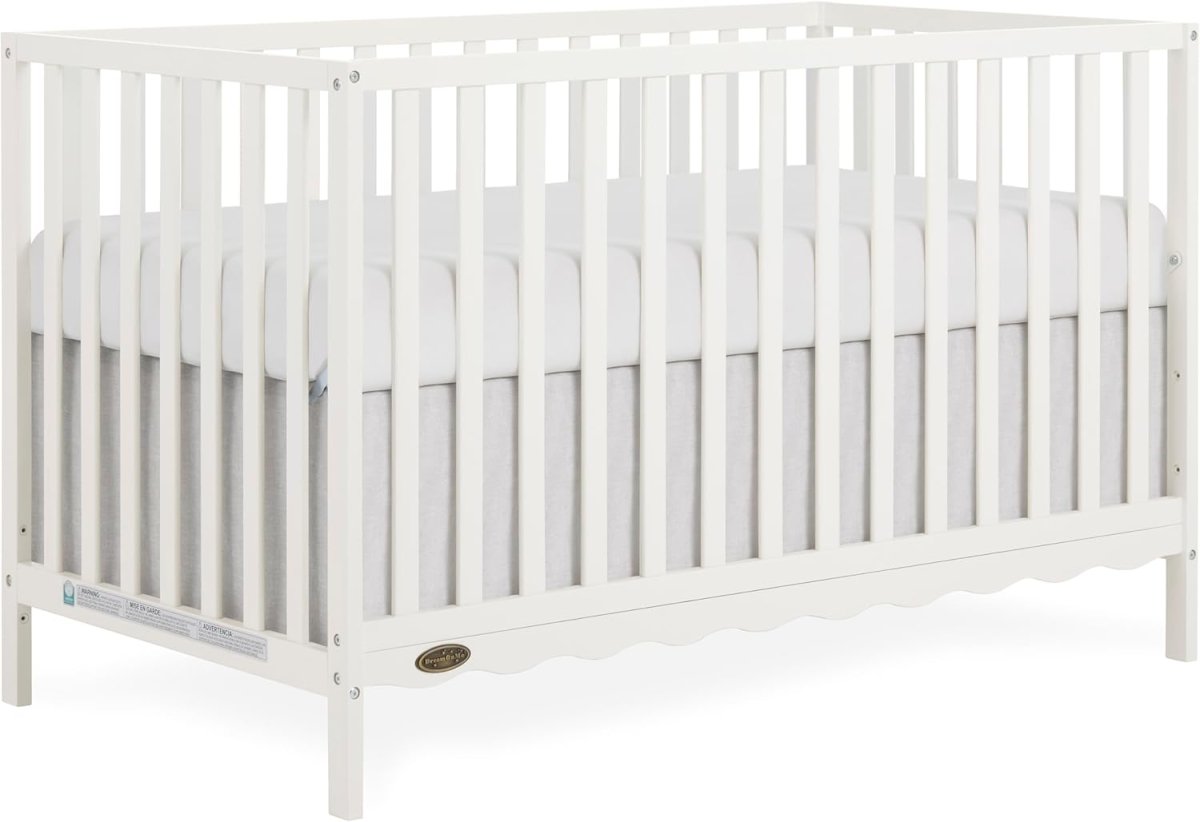 Dream On Me Synergy Wave 5 - in - 1 Convertible Crib in Chocolate Chip, JPMA & Greenguard Gold Certified, Converts from a Baby Crib to a Toddler Bed, Daybed, and Full - Size Bed - LittleTreasures