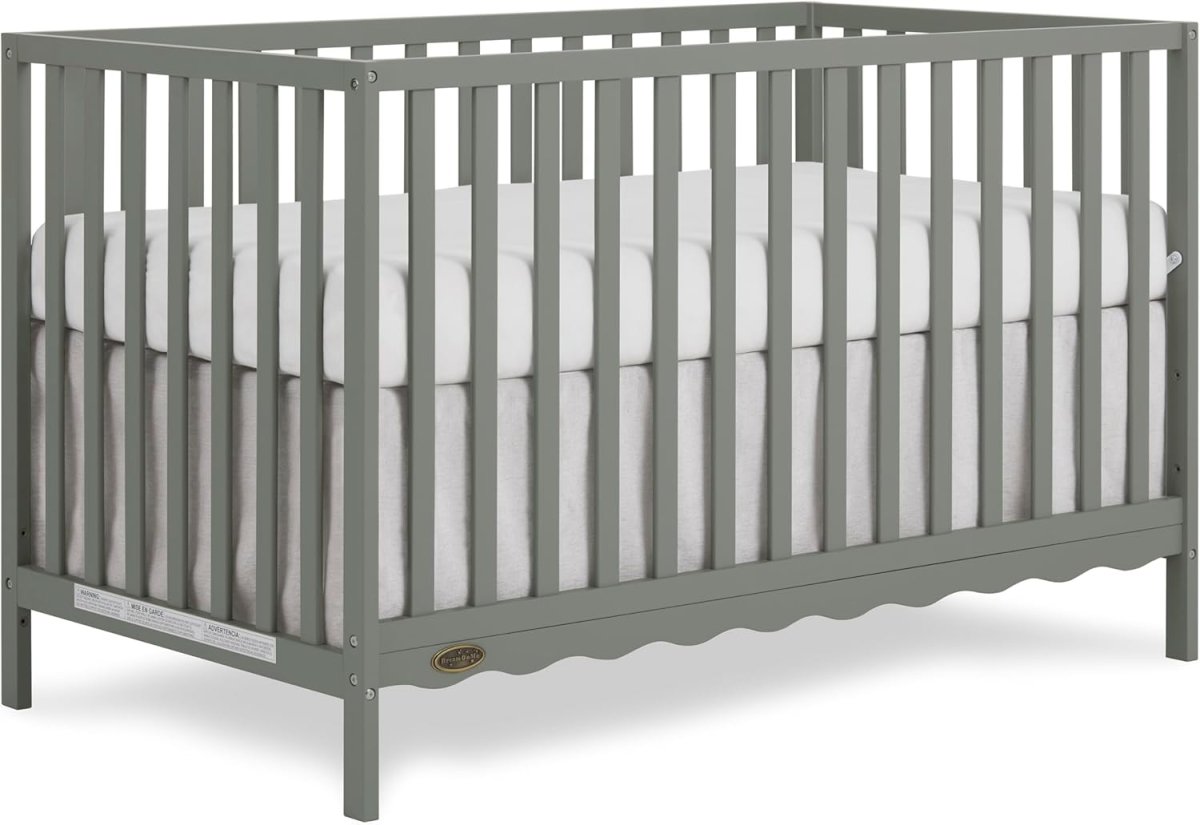 Dream On Me Synergy Wave 5 - in - 1 Convertible Crib in Chocolate Chip, JPMA & Greenguard Gold Certified, Converts from a Baby Crib to a Toddler Bed, Daybed, and Full - Size Bed - LittleTreasures