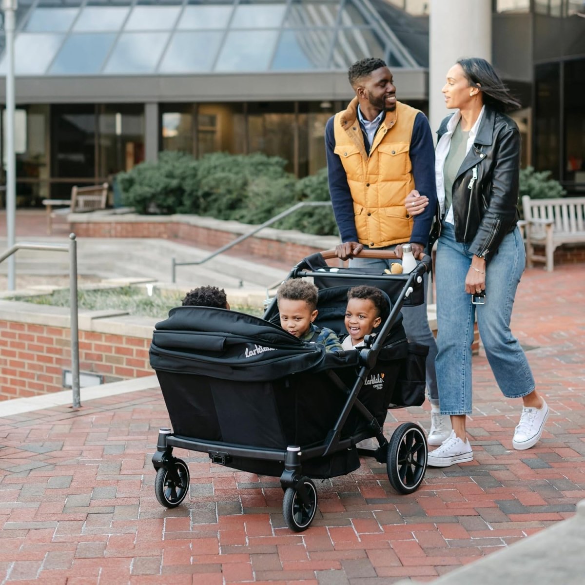 Larktale Caravan Coupe Quad V2, Compact Stroller Wagon with Reclining Seats for 4 Kids, Green - LittleTreasures