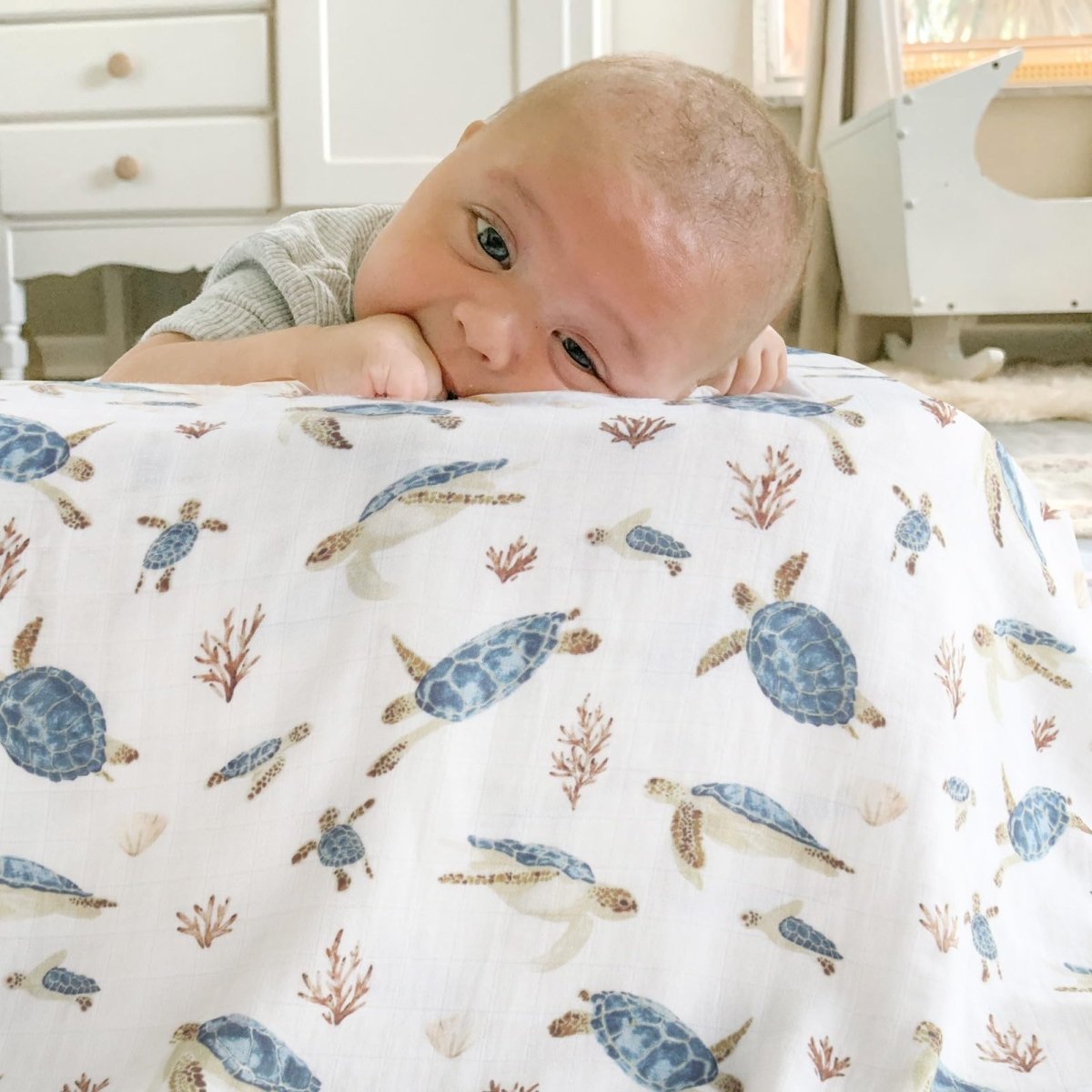 LifeTree Muslin Swaddle Blankets Neutral, Baby Swaddling Wrap Nursery Blanket for Boys & Girls Unisex, Soft 70% Viscose from Bamboo and 30% Cotton, Large 47 x 47 inches, Bear & Checkered Coffee - LittleTreasures