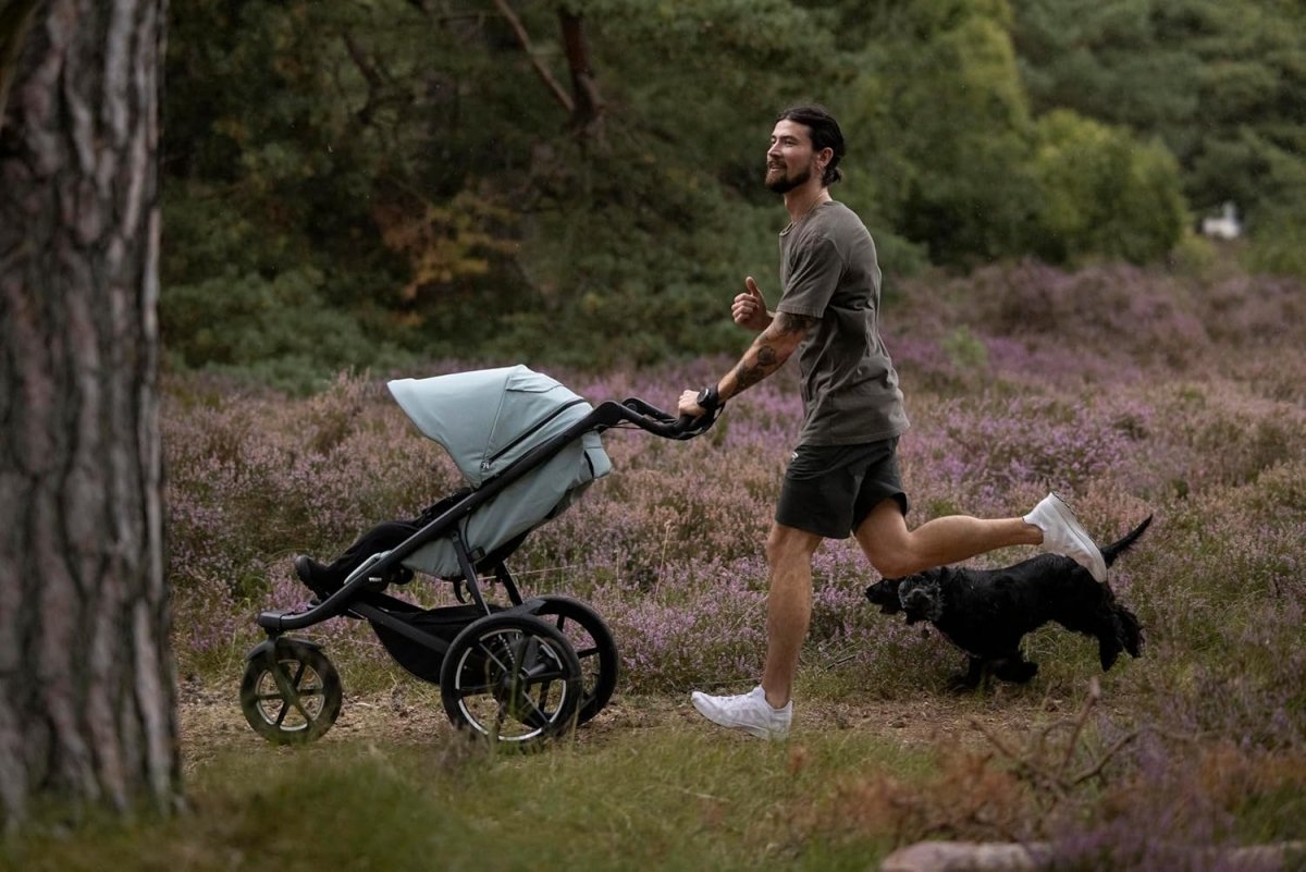 Thule Urban Glide 3 Single Child All - Terrain Stroller, Lightweight, Air - Filled Tires & Suspension, Integrated Hand Brake - LittleTreasures